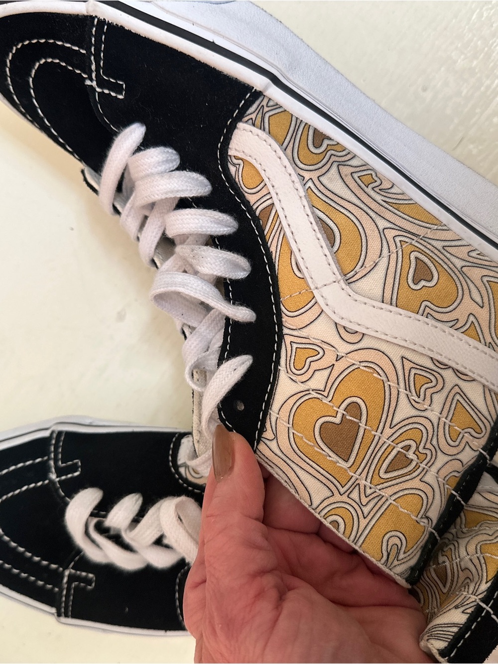 Vans Women's Sk8 Hi Tapered Trippy Hearts Skate Sneakers - Black & Gold